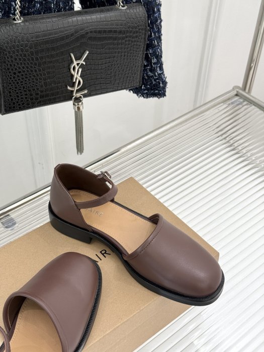 Босоножки фото 5