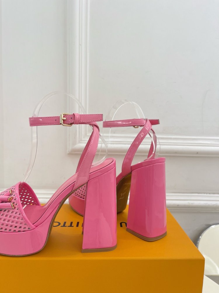 Босоніжки фото 7