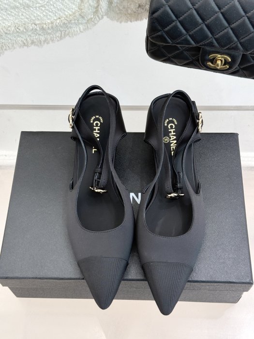 Босоножки фото 4