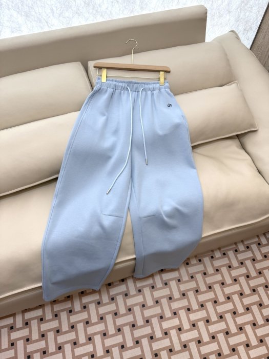 Костюм женский фото 7