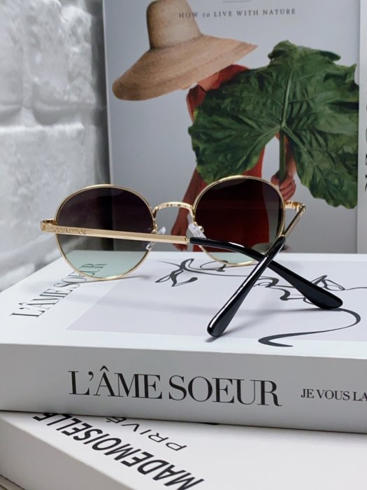 Очки солнцезащитные фото 3