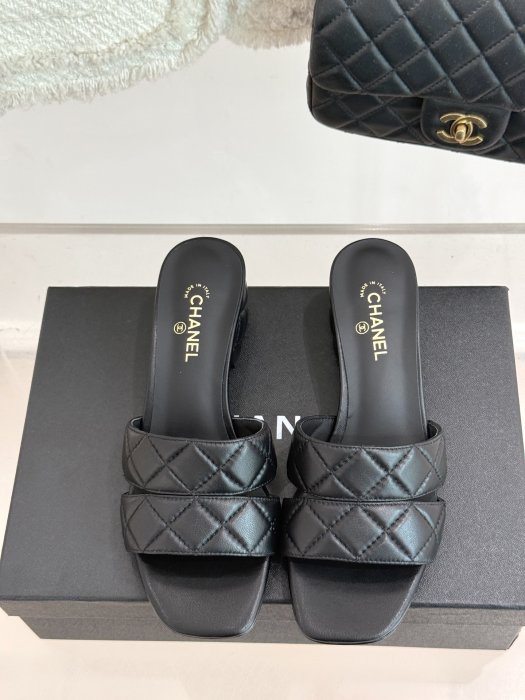 Босоножки фото 4