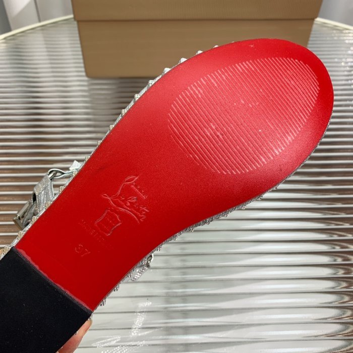 Сандалии женские фото 7