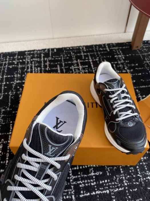 Sneakers фото 7