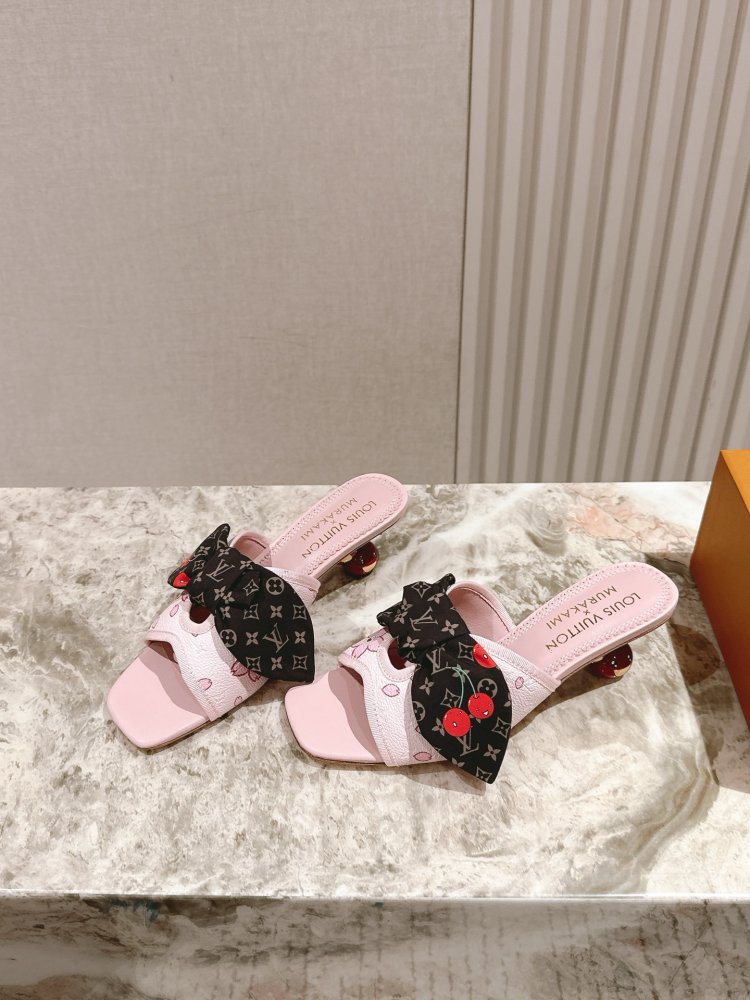 Босоножки фото 2