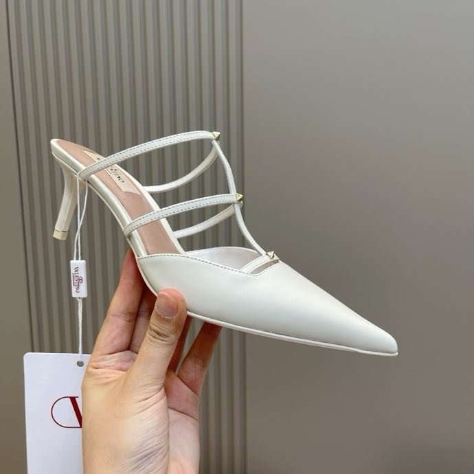 Босоножки фото 9