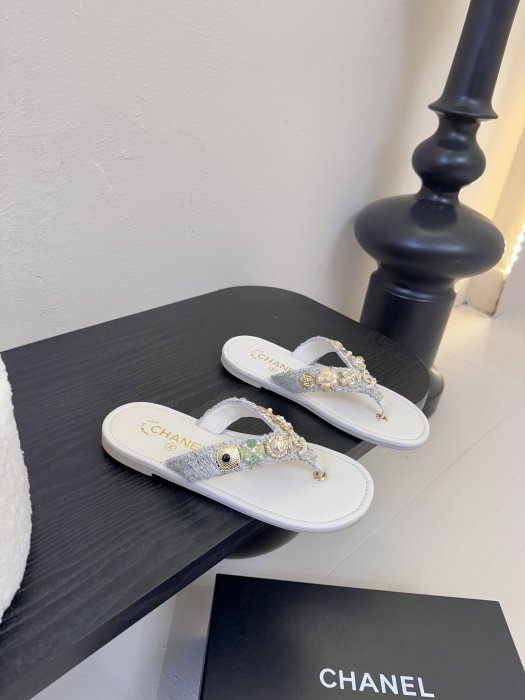 Шлепанцы фото 2