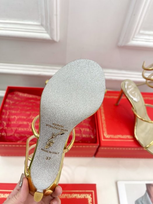 Босоніжки фото 9