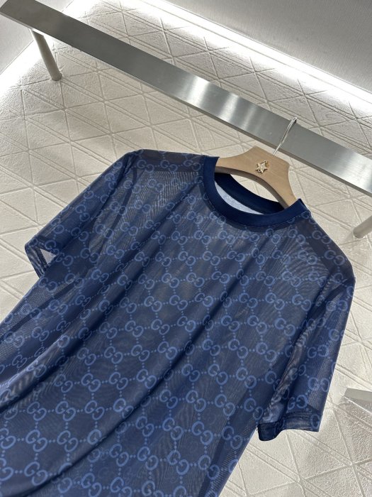 T-shirt women's фото 7