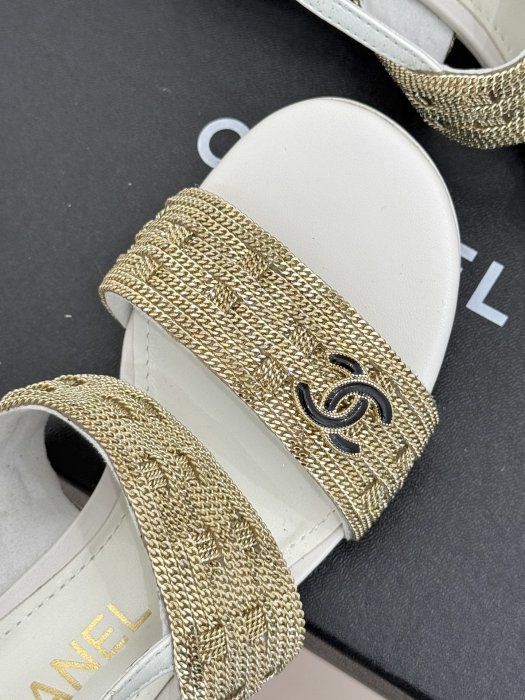 Босоножки фото 7