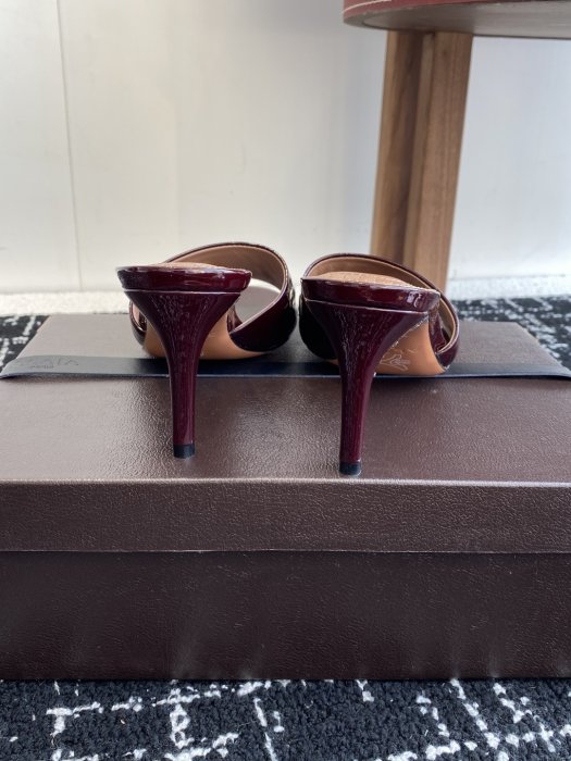 Босоножки фото 8