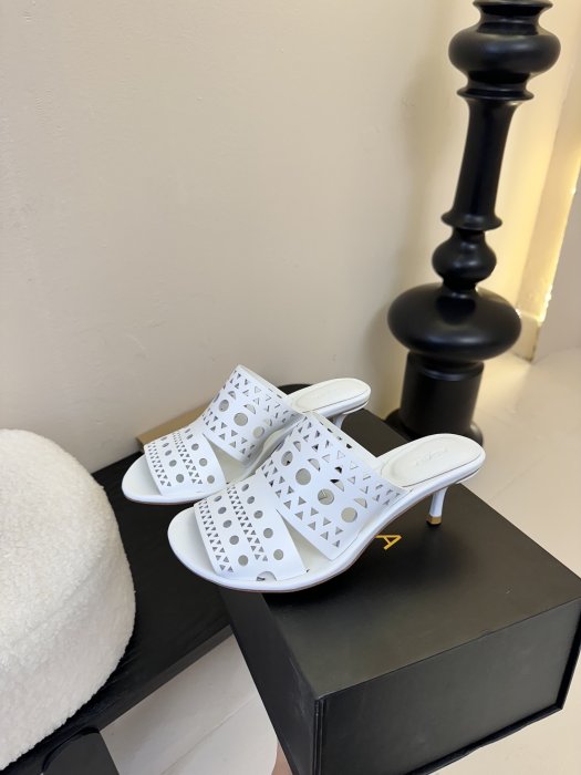 Босоножки фото 5