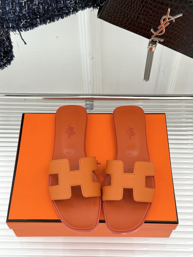 Шльопанці жіночі фото 4