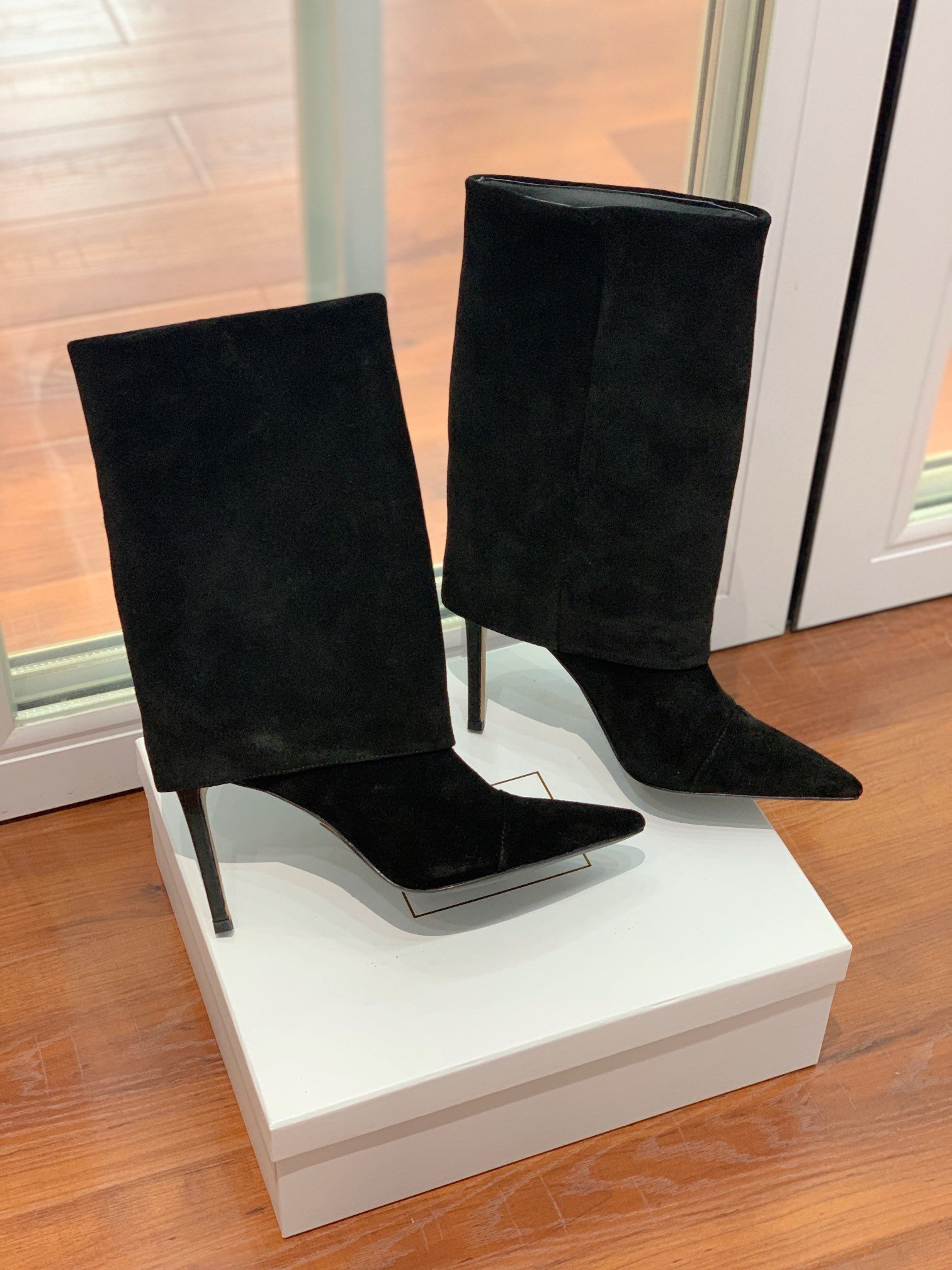 Suede women's boots on high heel фото 5