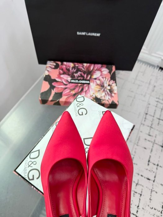 Sandals on high heel фото 6