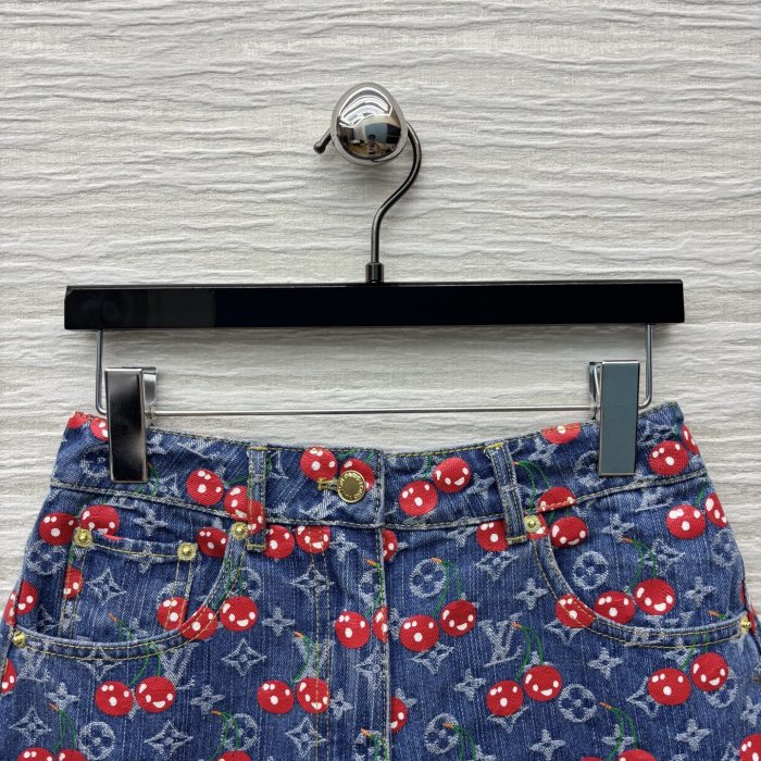 Шорты джинсовые женские фото 2