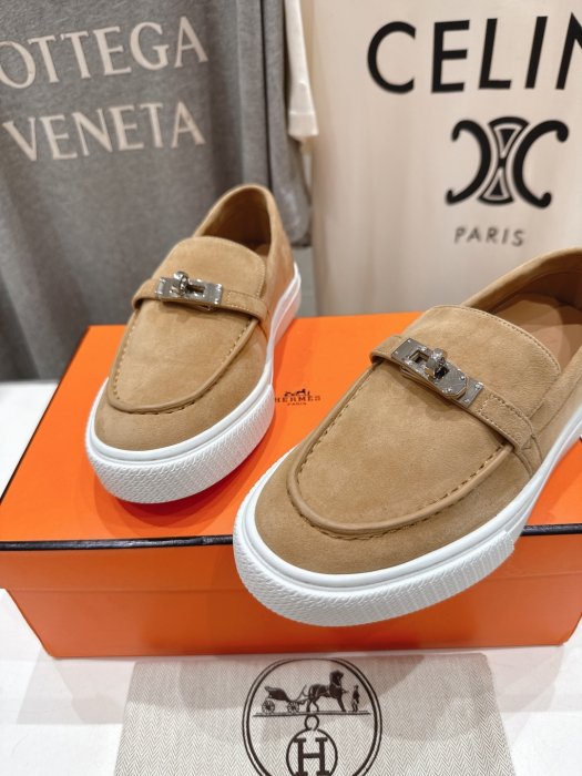 Лоферы женские фото 7