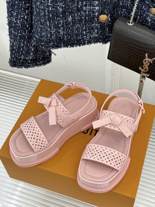 Сандалі жіночі на платформі фото 2