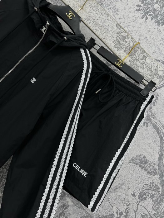 Костюм женский фото 6