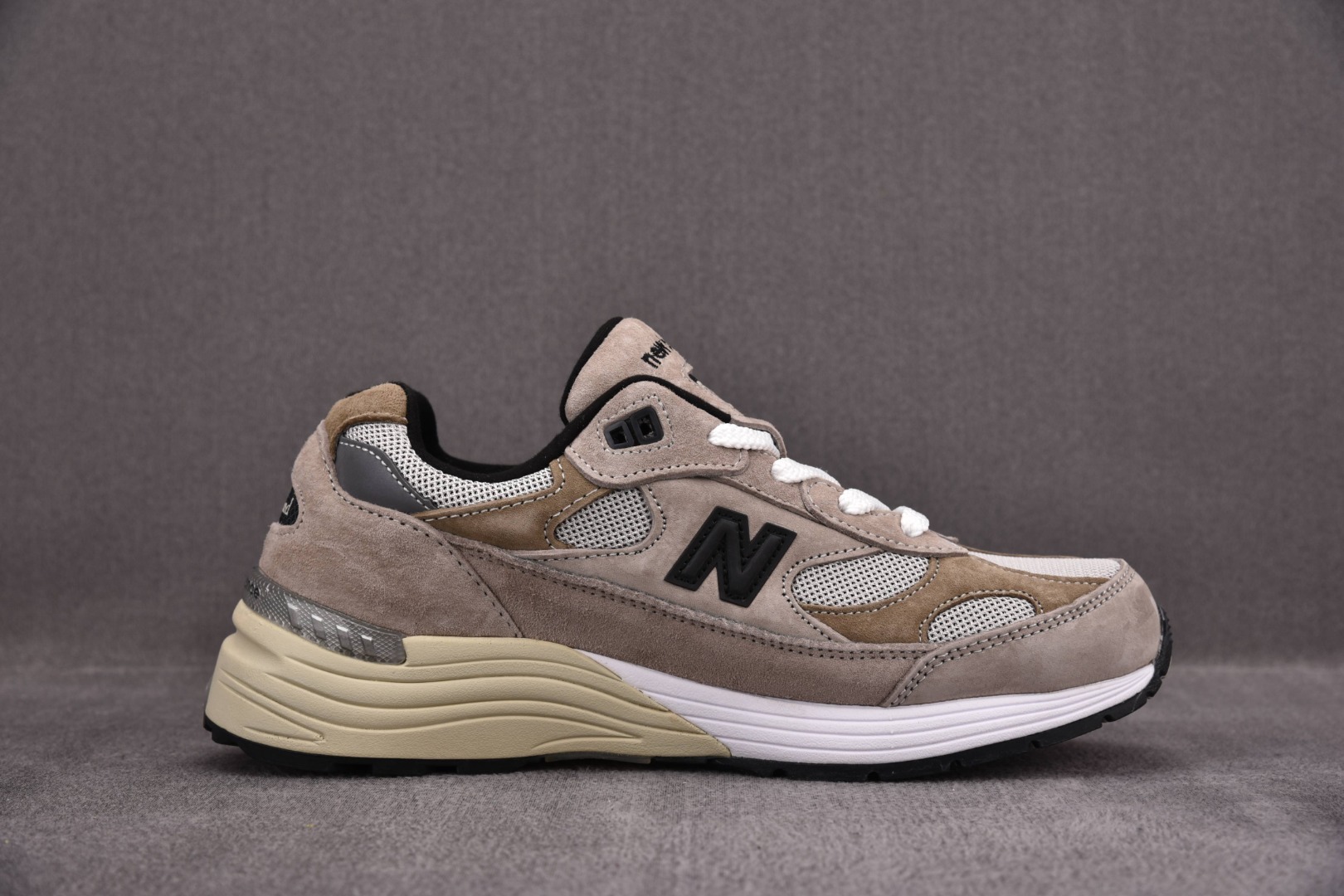 Sneakers NB 992 M992J2 фото 2