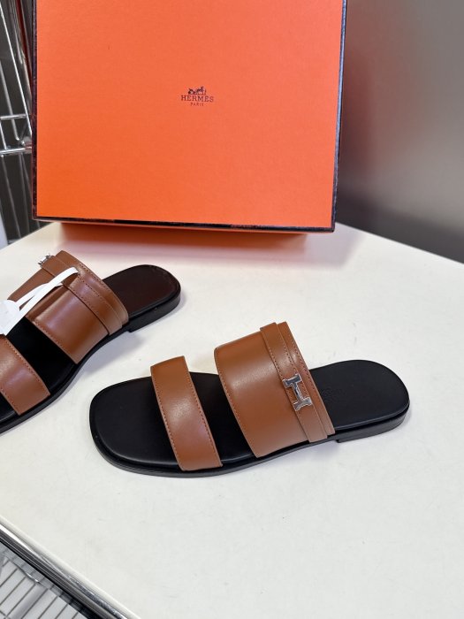 Шлепанцы фото 2