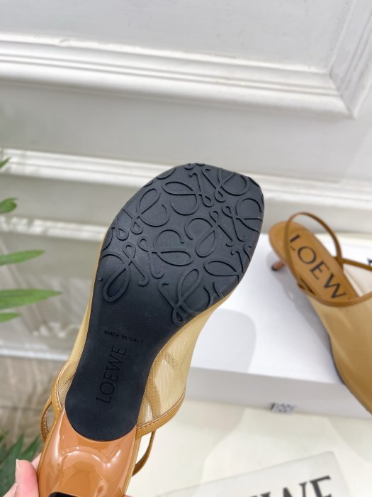 Босоножки фото 9