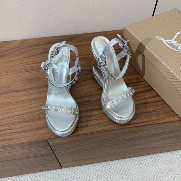 Босоніжки фото 5