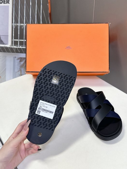 Шлепанцы фото 9