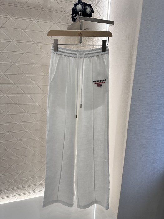 Штани жіночі