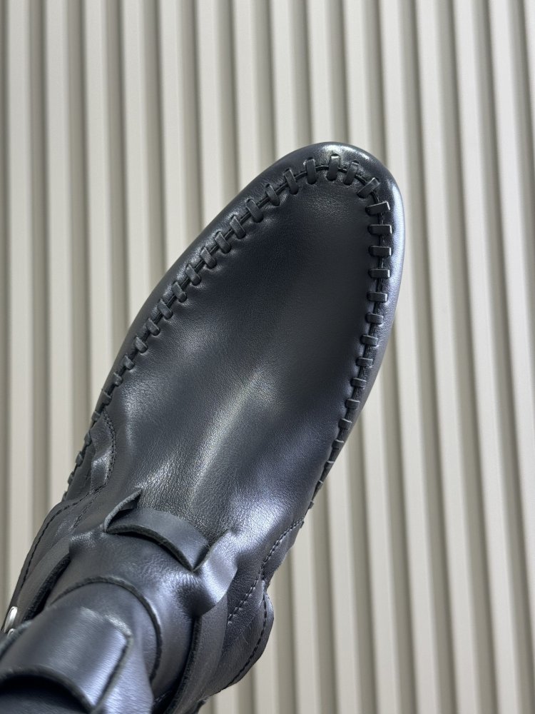 Ботинки женские фото 6