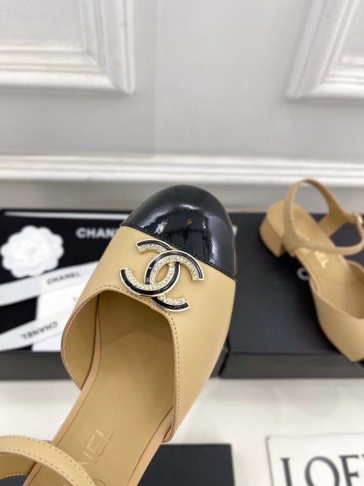 Босоножки фото 7