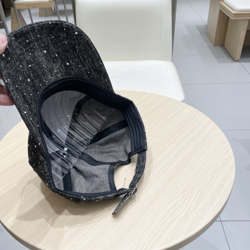 Кепка фото 9