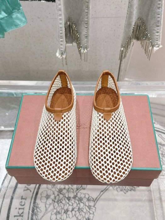 Ballet shoes