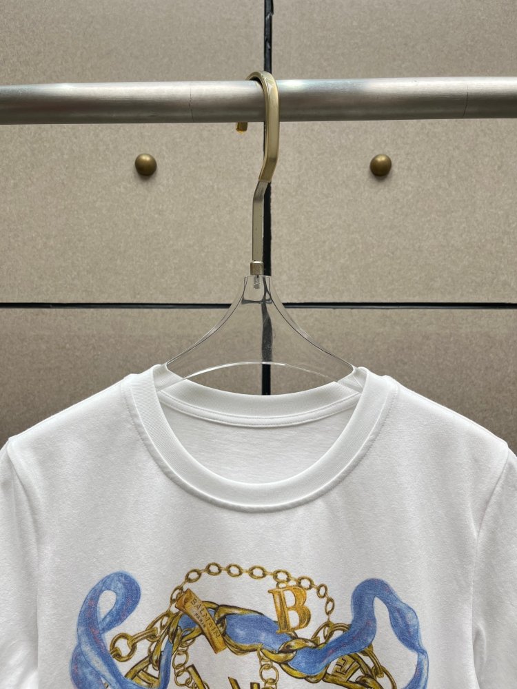 T-shirt women's фото 3