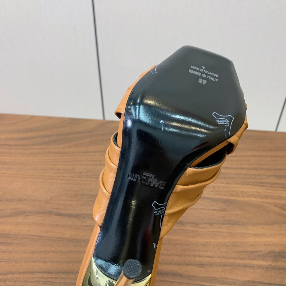 Босоніжки фото 8