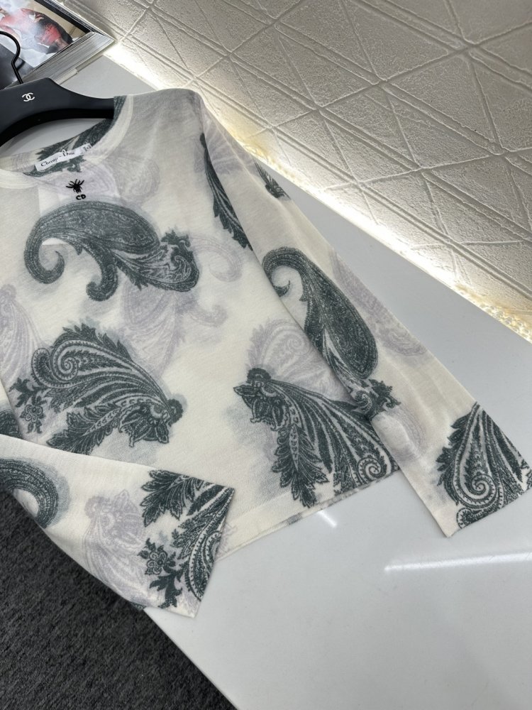 Кофта жіноча фото 5