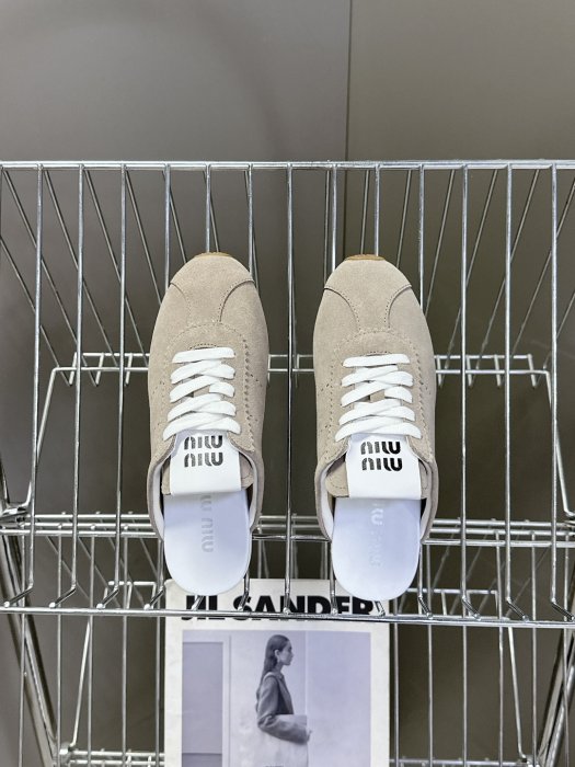 Кроссовки фото 6