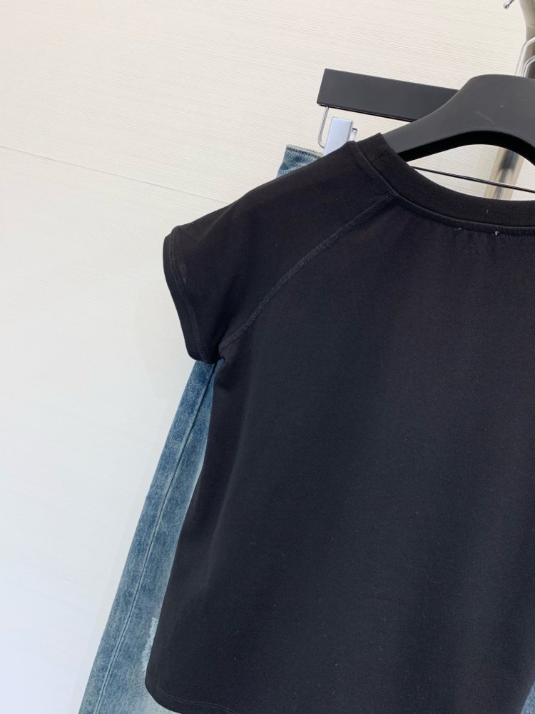 T-shirt women's фото 8