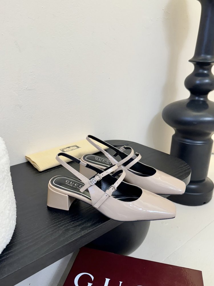 Босоніжки фото 2