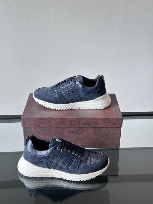 Кроссовки фото 4