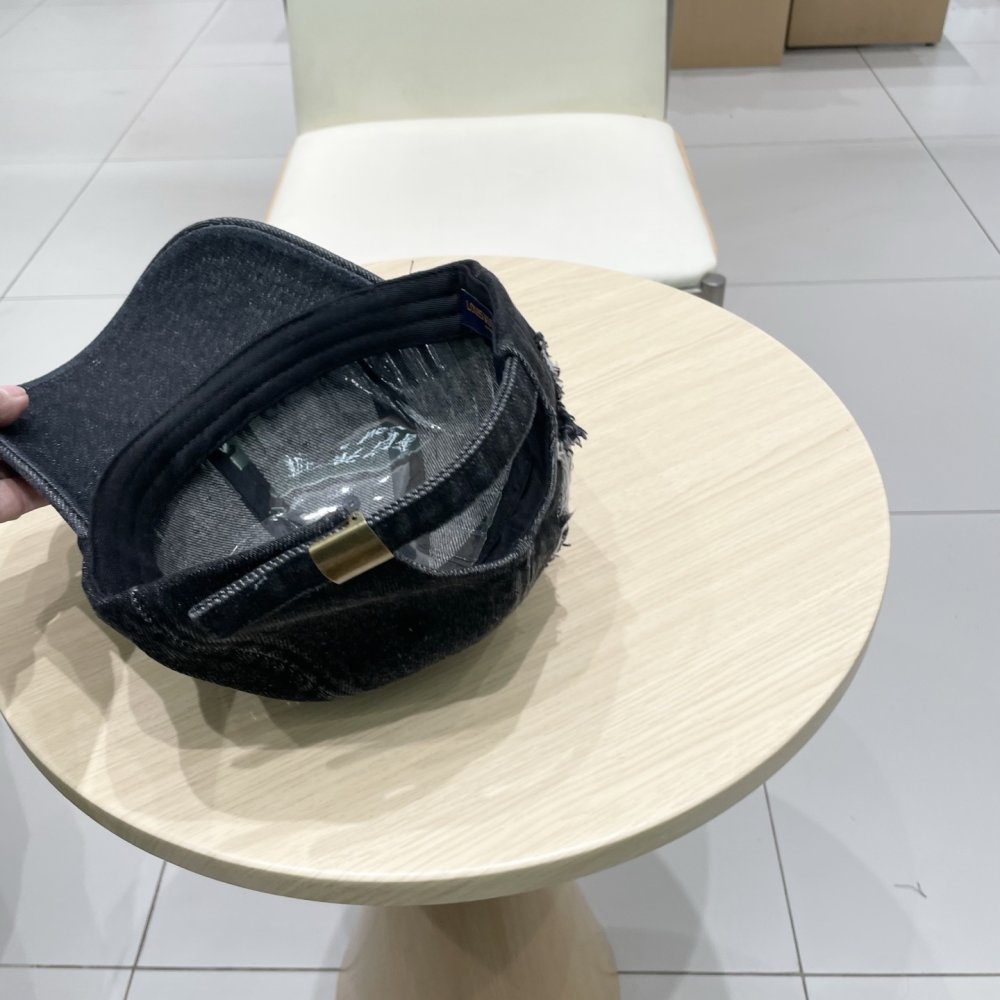 Кепка фото 8