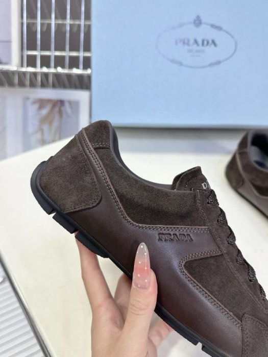 Кроссовки фото 4