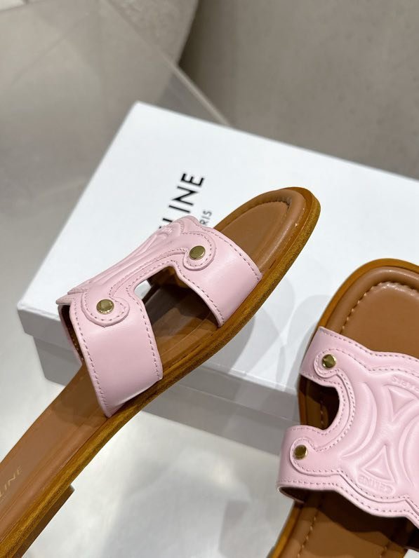 Шлепанцы женские фото 6