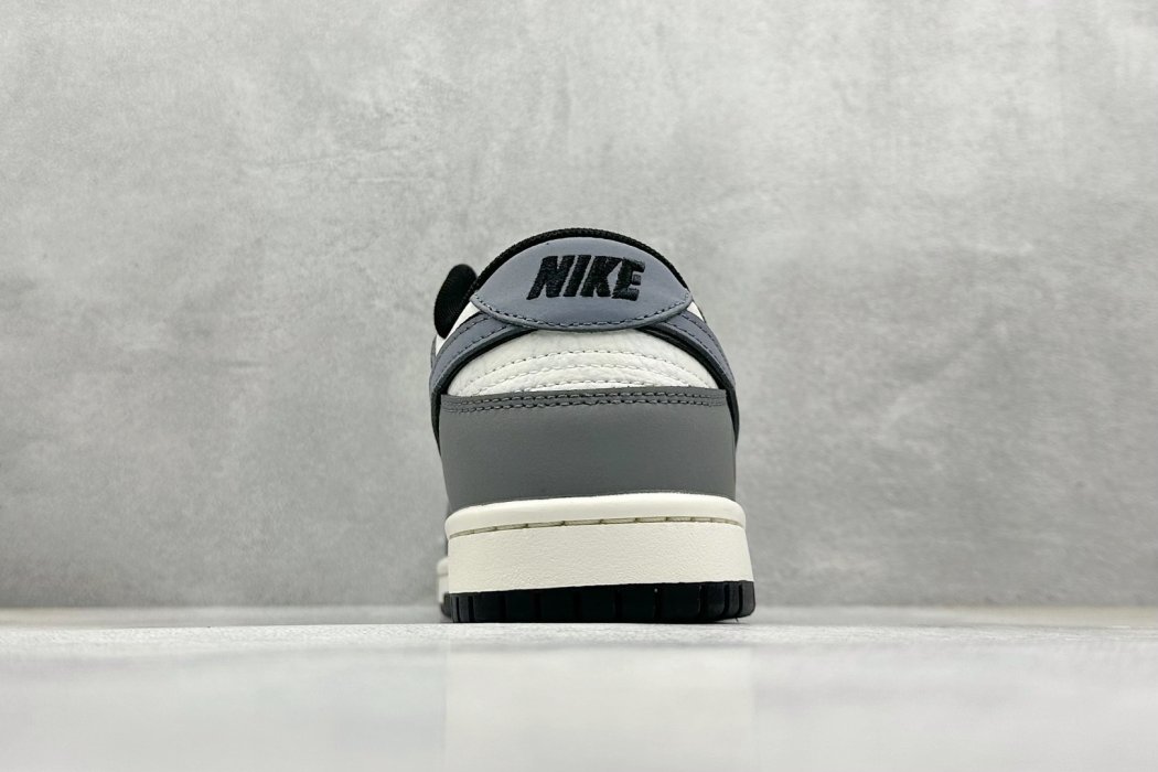 Кроссовки Nike SB Dunk Low x GUCCI фото 6