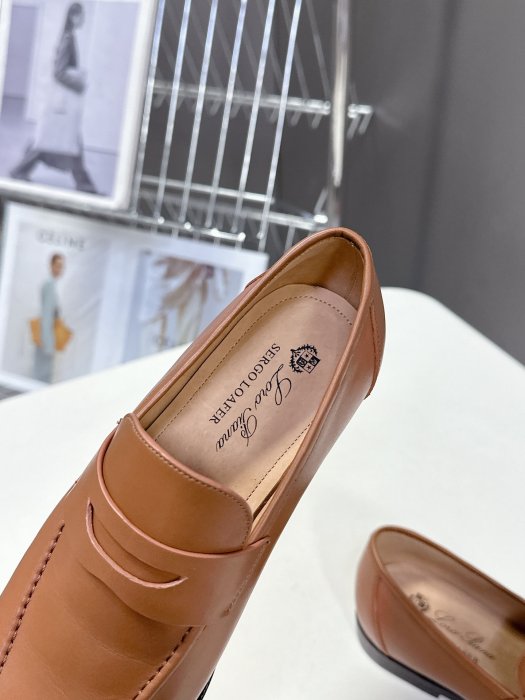 Лоферы женские фото 7