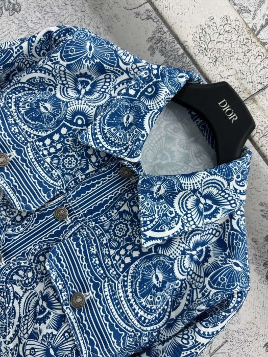 Куртка джинсовая женская фото 2