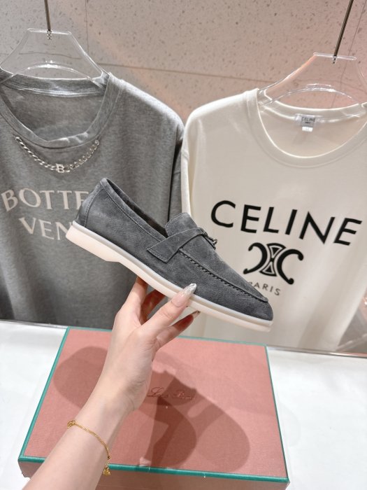 Лоферы женские фото 5