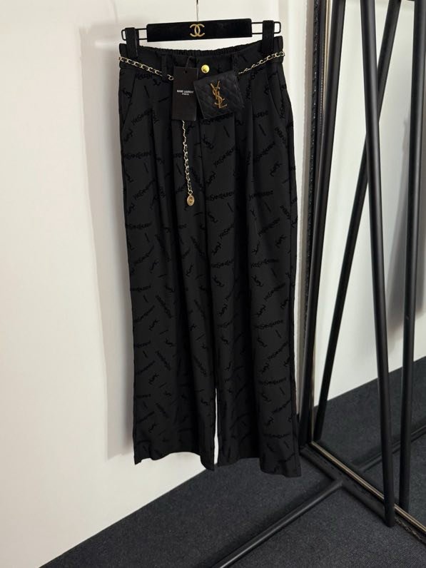 Брюки жіночі