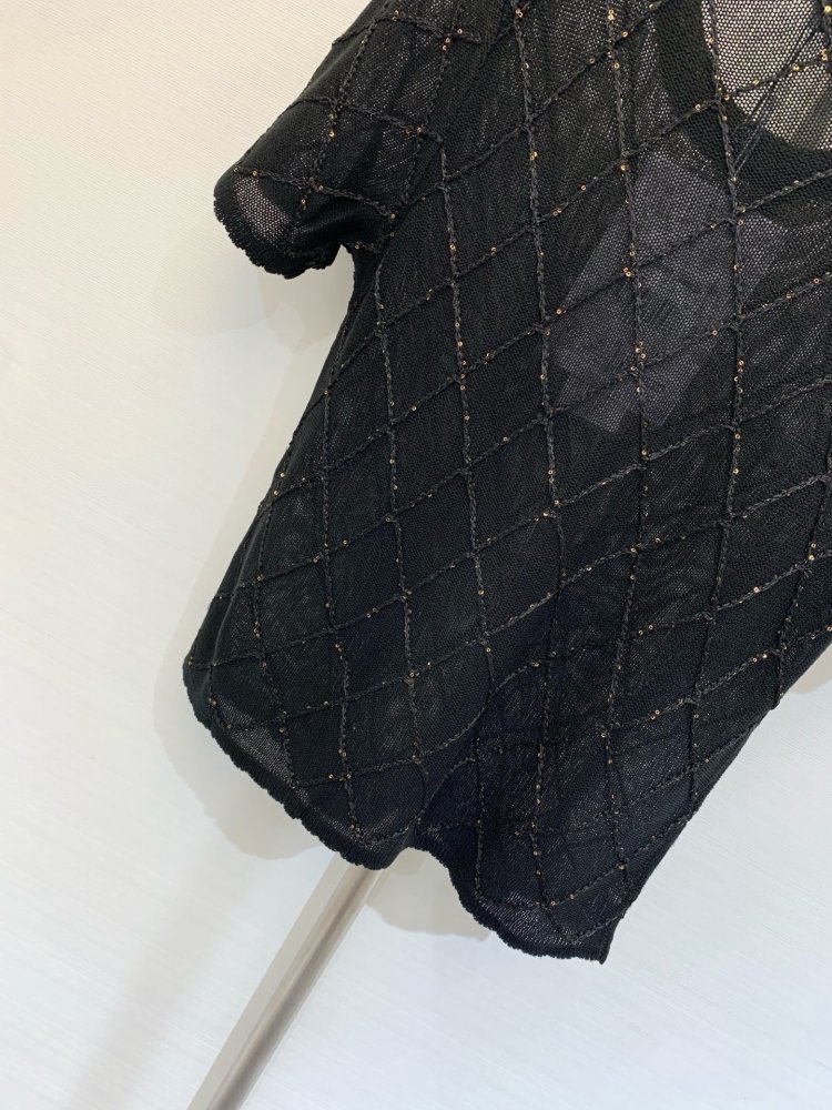 T-shirt women's фото 9