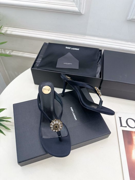 Босоножки фото 4